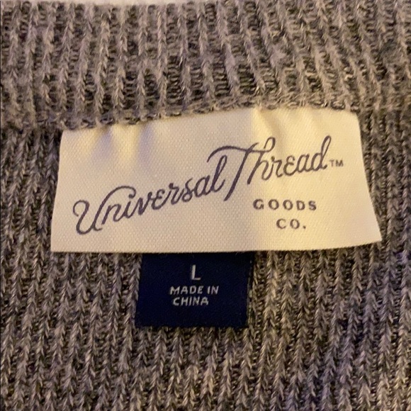 Light Sweater - Picture 3 of 3